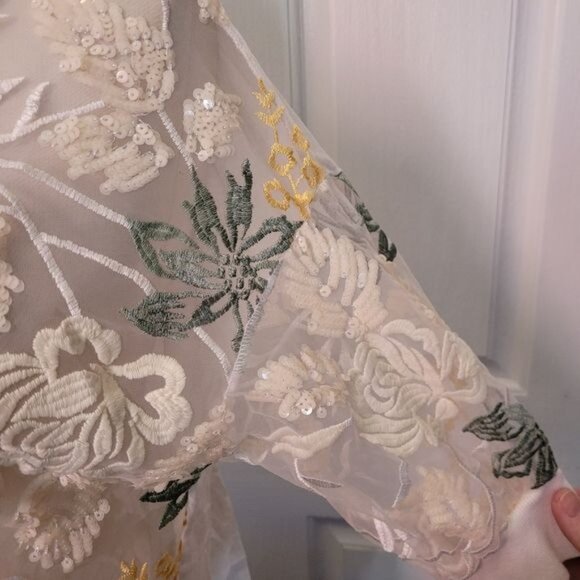 Women's couture Zara top embroidered sequin sequence spring floral small… - Picture 4 of 8